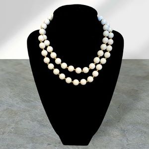 Vintage Gorgeous White 30” Beaded Necklace